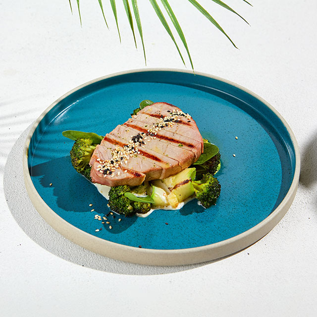 Dish (meat on broccoli)